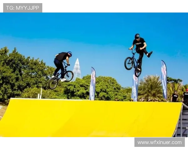 重庆街舞队在极限运动联赛中的力量表现精彩点评与分析